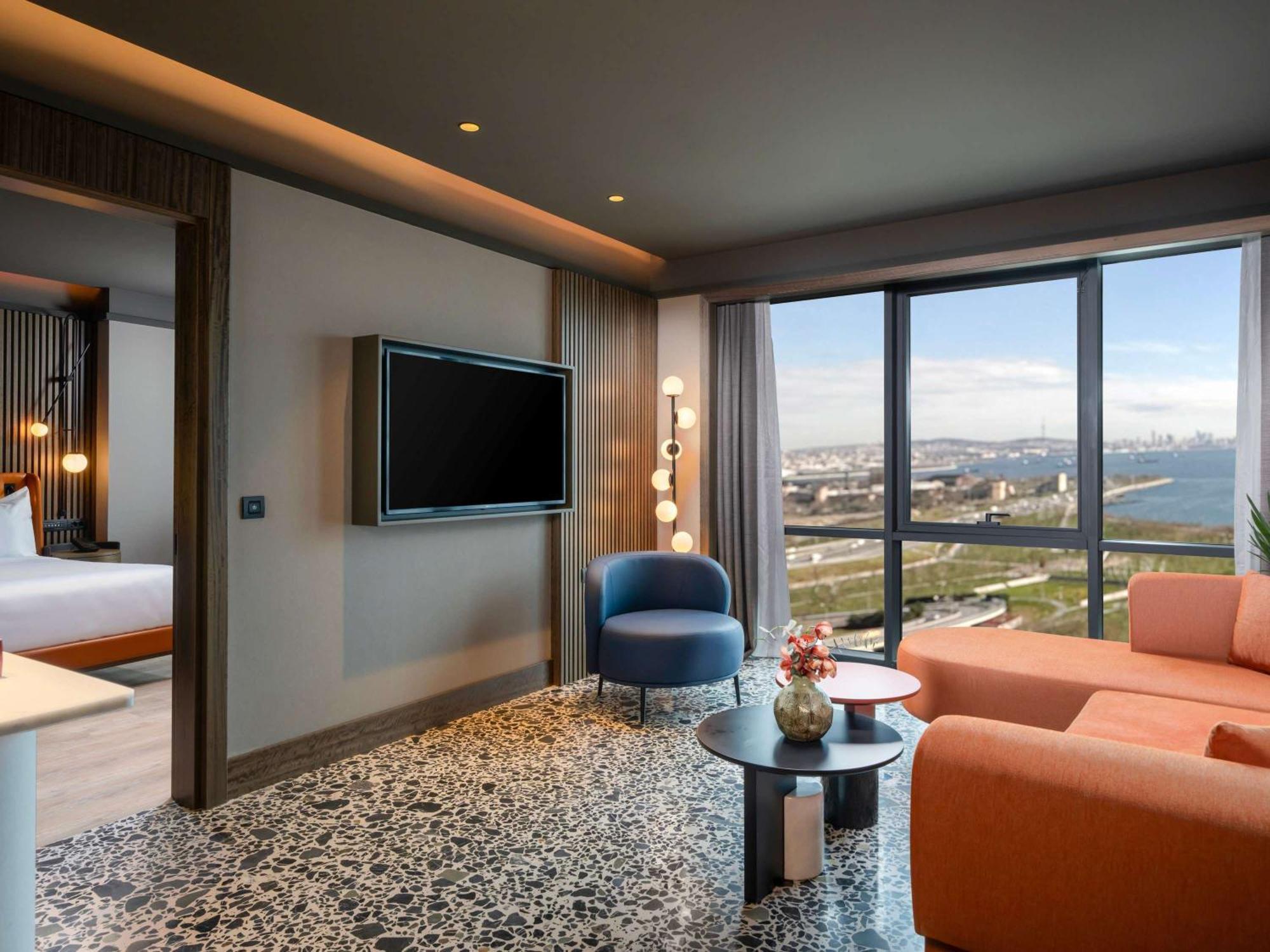 Moevenpick Hotel Istanbul Marmara Sea Exterior photo