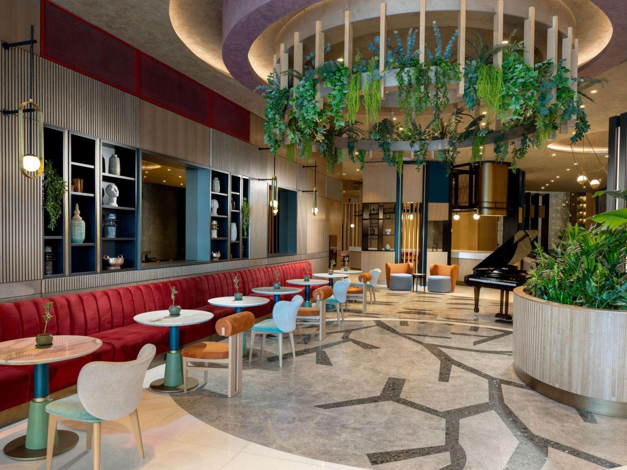 Moevenpick Hotel Istanbul Marmara Sea Exterior photo